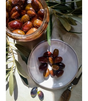 Oliwki Kalamata z pestką ciemne, suszone, z Krety. Pakowane próżniowo, 500g