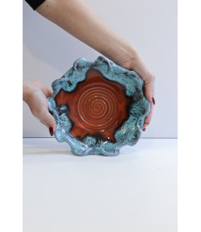 Talerz Fala mały "Czerwień z niebieskim''. Ręcznie robiona ceramika z Krety, 700