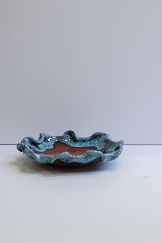 Talerz Fala mały "Czerwień z niebieskim''....