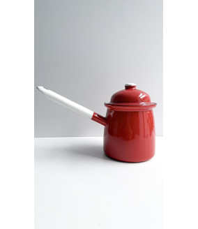 Sosjerka z dekielkiem i rączką czerwona poj. 0,5 l