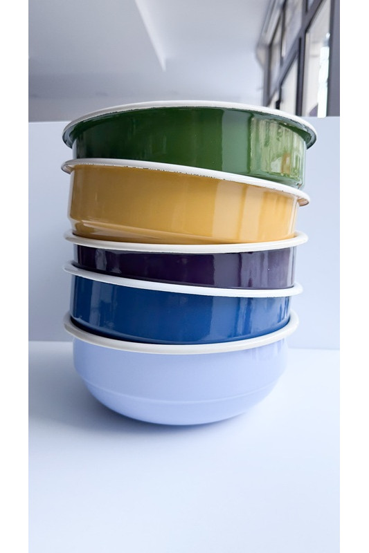 poli kala emalia ręcznie robiona oliwa z krety