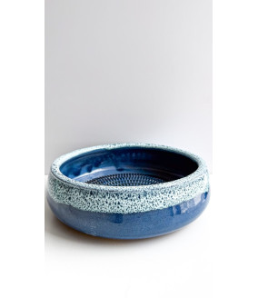 Miska z tarką "Niebieski z bielą''. Ręcznie robiona ceramika z Krety, 5019