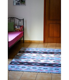 Ręcznie tkany bawełniany dywan - Paski różowo-szare, 140 cm x 210 cm. Tradycyjny grecki dywan