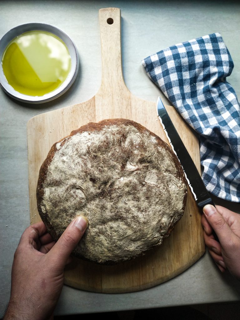 polikala eliopsomo grecki chleb z oliwkami